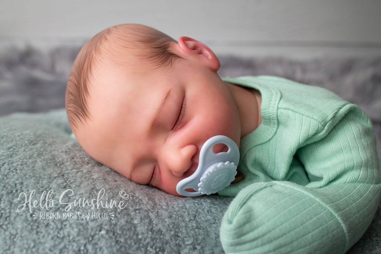 Acorn {Cuddle}