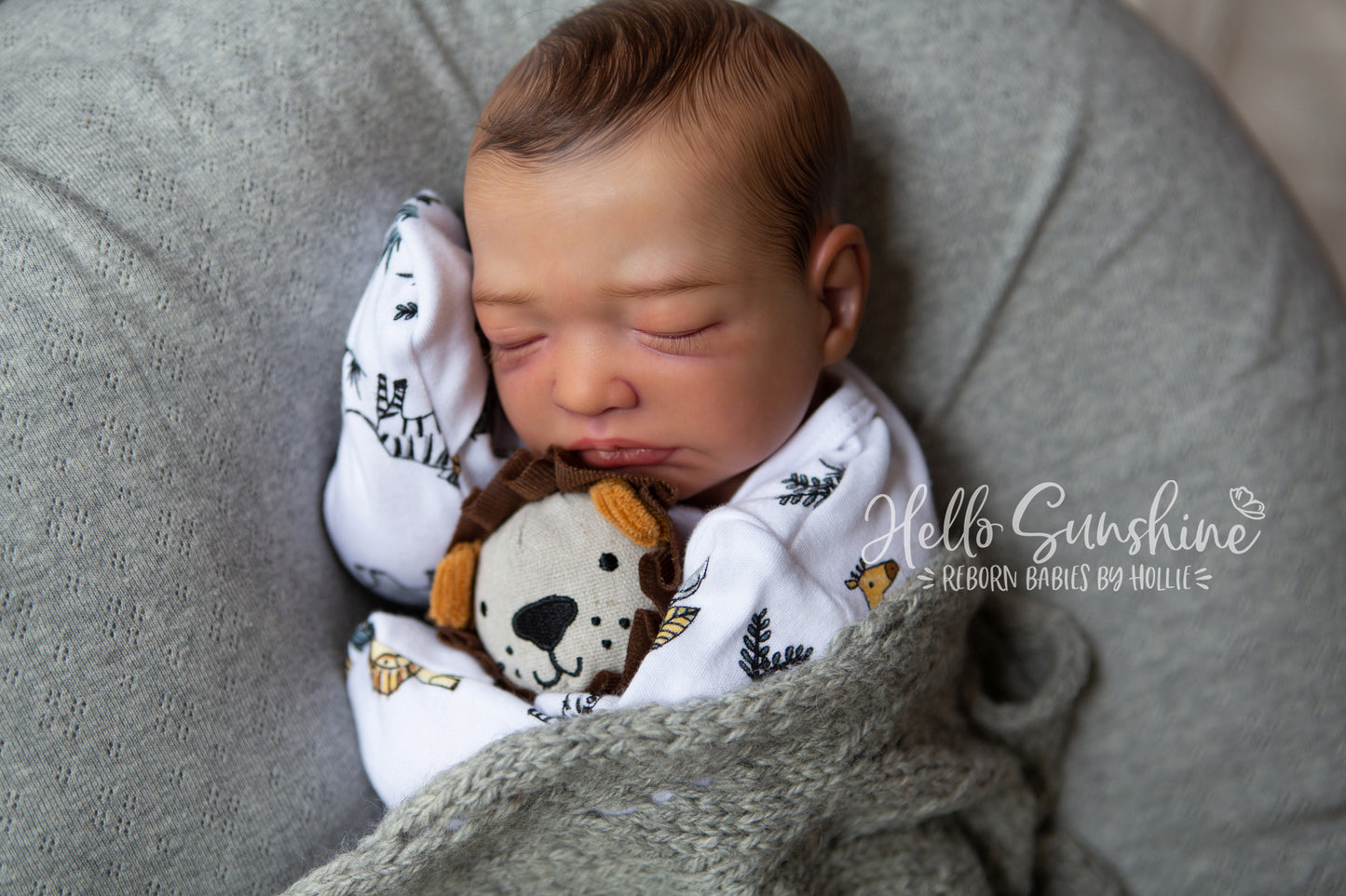 Isaac {Cuddle}