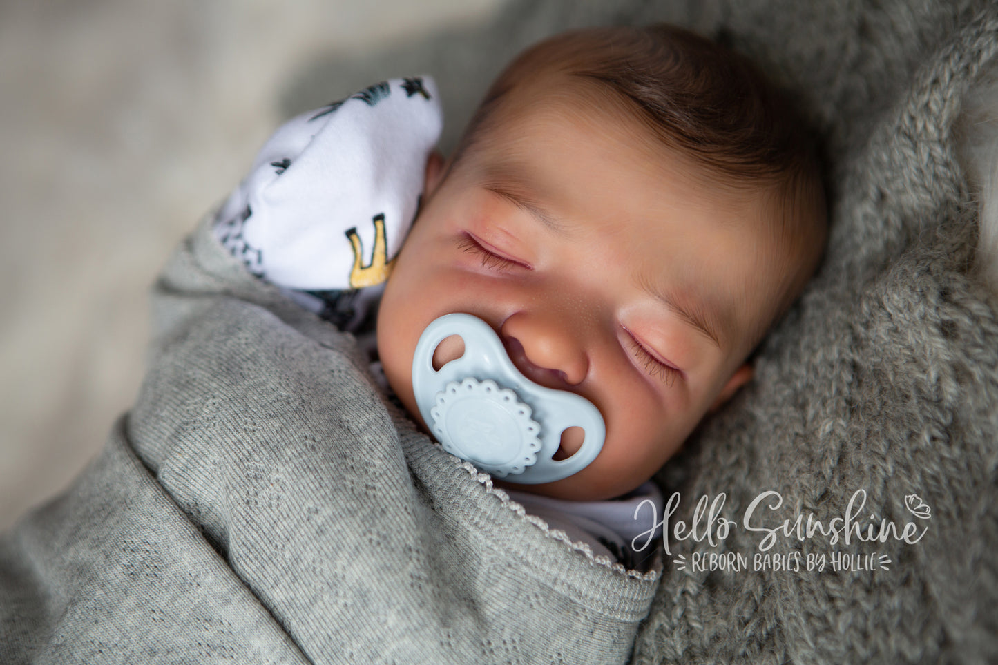 Isaac {Cuddle}