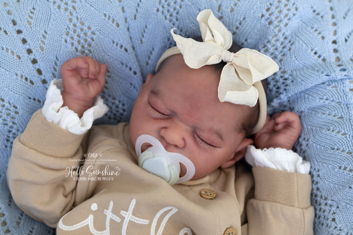 Cara (1/4 Limb Cuddle)