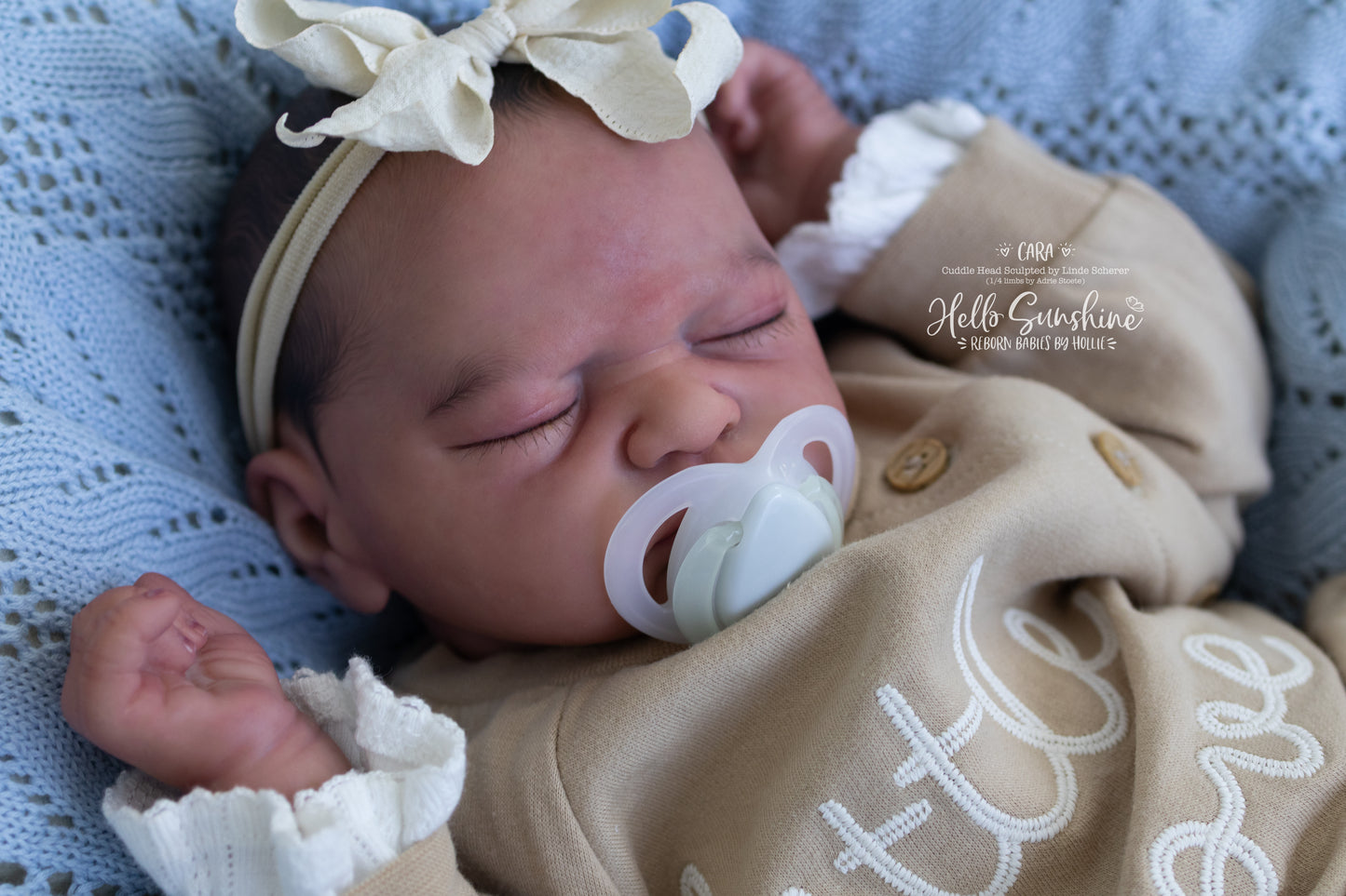 Cara (1/4 Limb Cuddle)