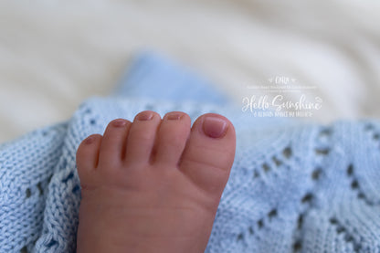 Cara (1/4 Limb Cuddle)