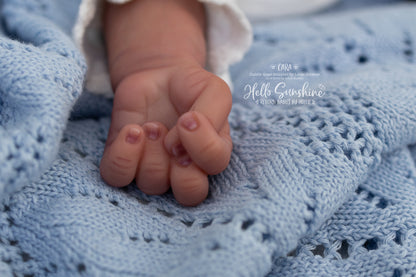 Cara (1/4 Limb Cuddle)