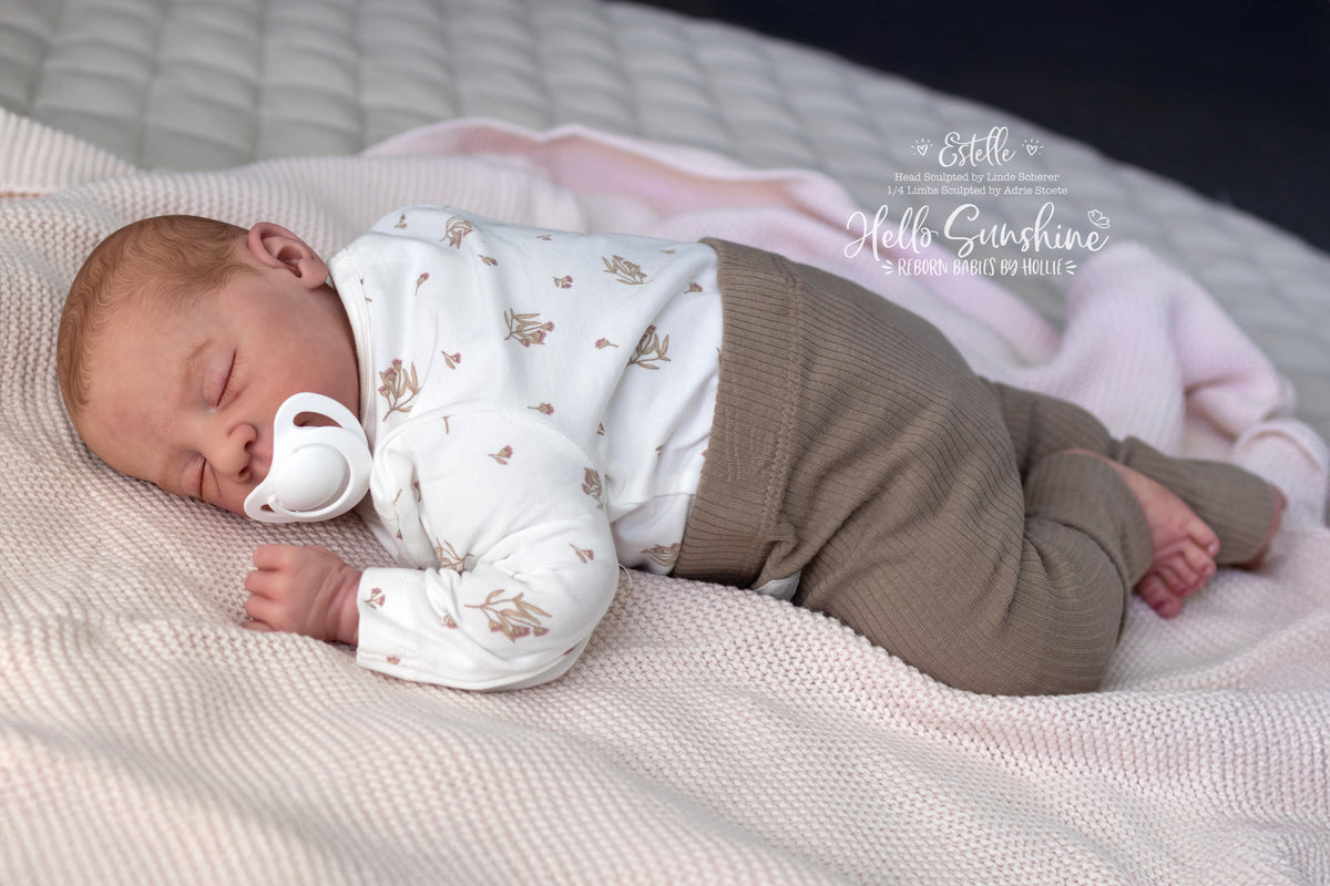 Estelle {1/4 Limb Cuddle}